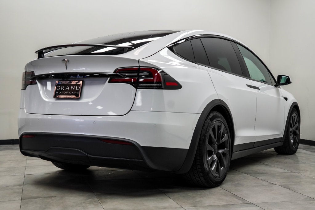 2023 Tesla Model X Base