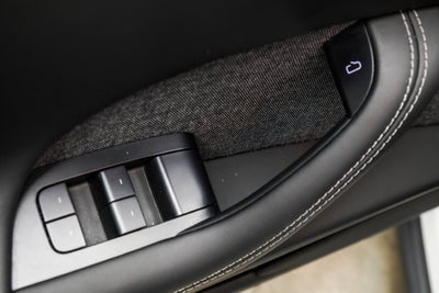 2023 Tesla Model X Base