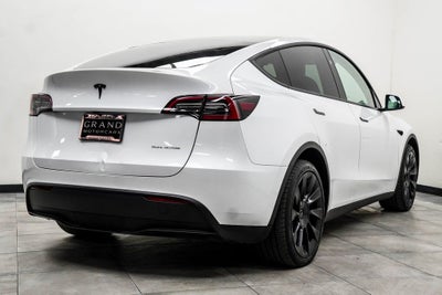 2024 Tesla Model Y Long Range