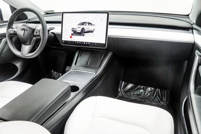 2024 Tesla Model Y Long Range