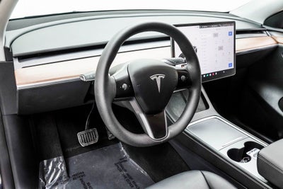 2025 Tesla Model Y Long Range
