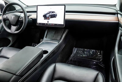 2025 Tesla Model Y Long Range