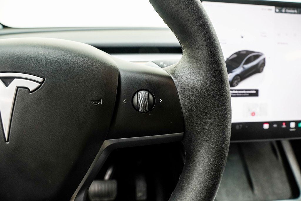 2025 Tesla Model Y Long Range