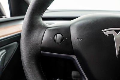 2025 Tesla Model Y Long Range