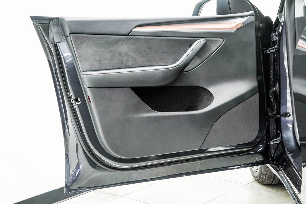 2025 Tesla Model Y Long Range