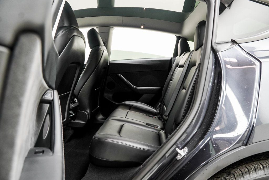 2025 Tesla Model Y Long Range