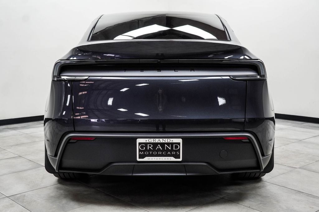 2026 Tesla Model Y Premium