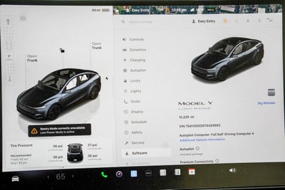 2026 Tesla Model Y Premium