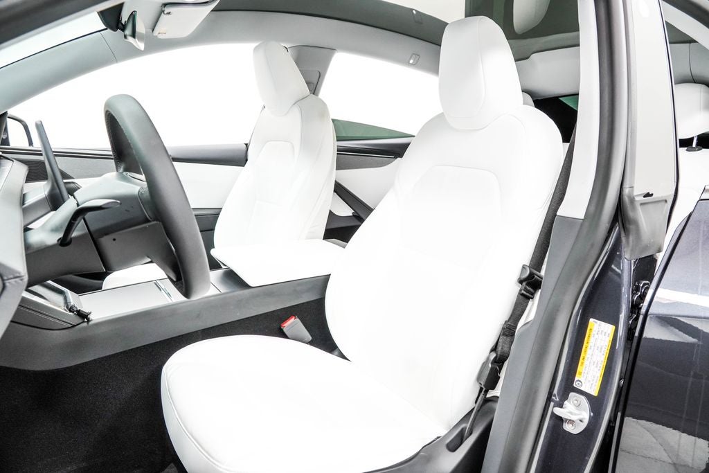 2026 Tesla Model Y Premium