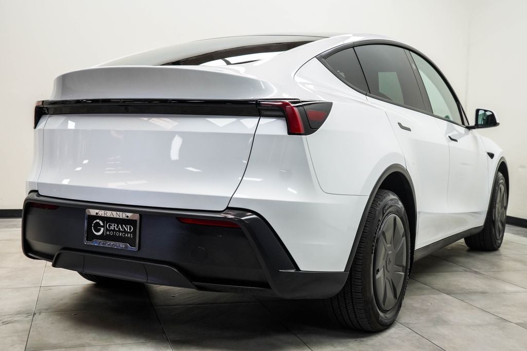 2026 Tesla Model Y Standard Range