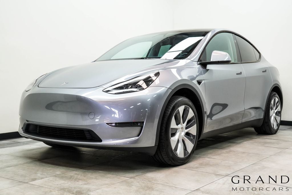 2024 Tesla Model Y Long Range