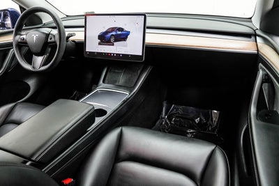 2023 Tesla Model Y Performance