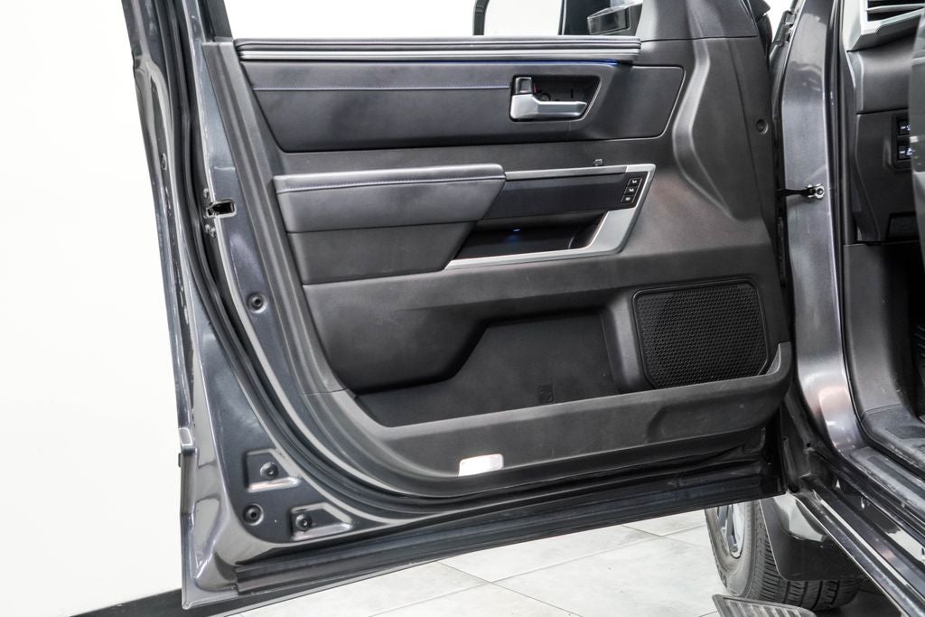2024 Toyota Sequoia Platinum