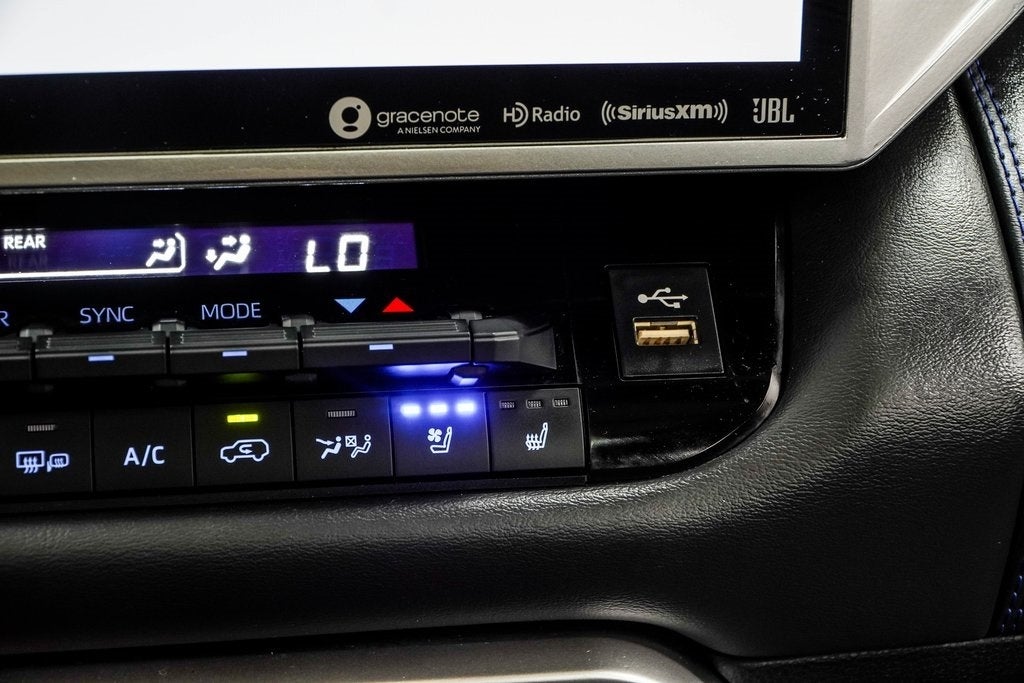 2024 Toyota Sequoia Platinum