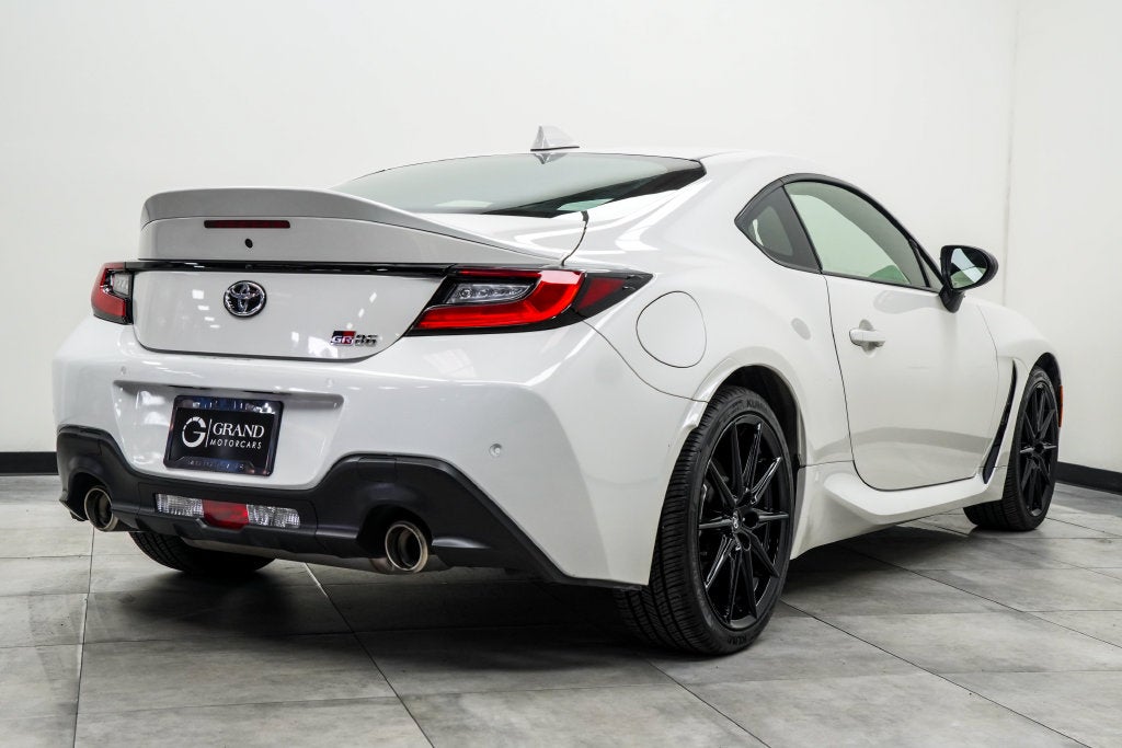 2024 Toyota GR86 Premium