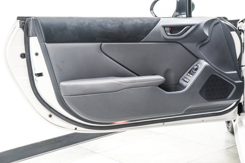 2024 Toyota GR86 Premium