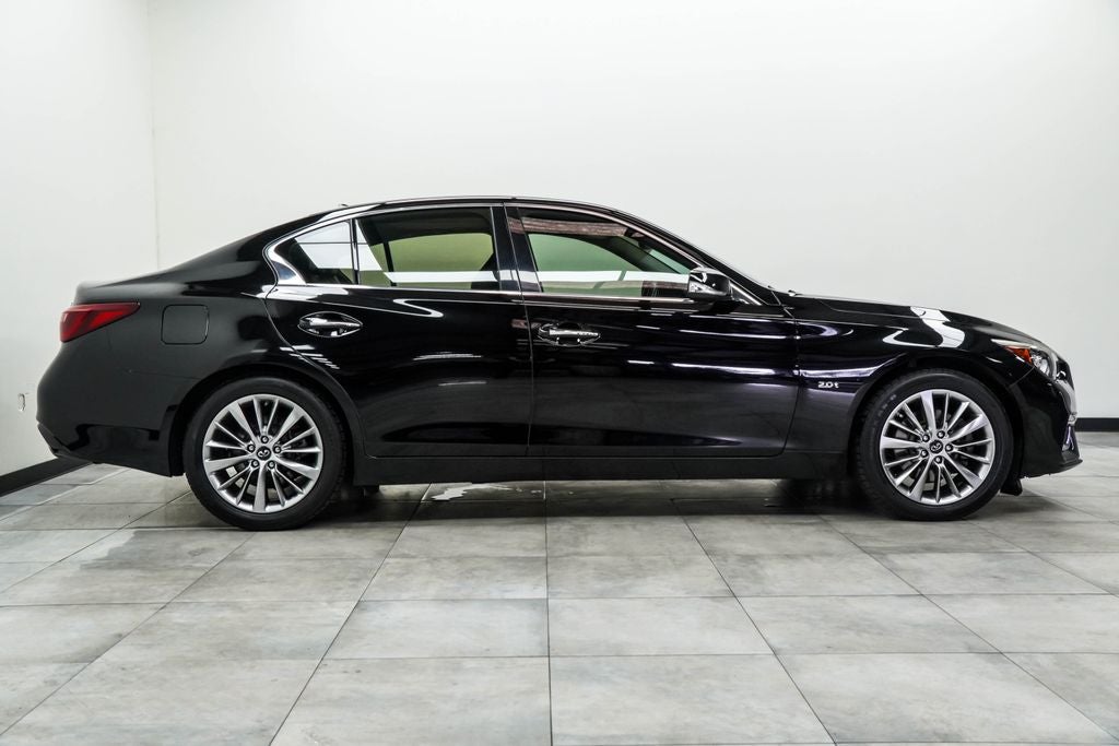 2018 INFINITI Q50 2.0t LUXE