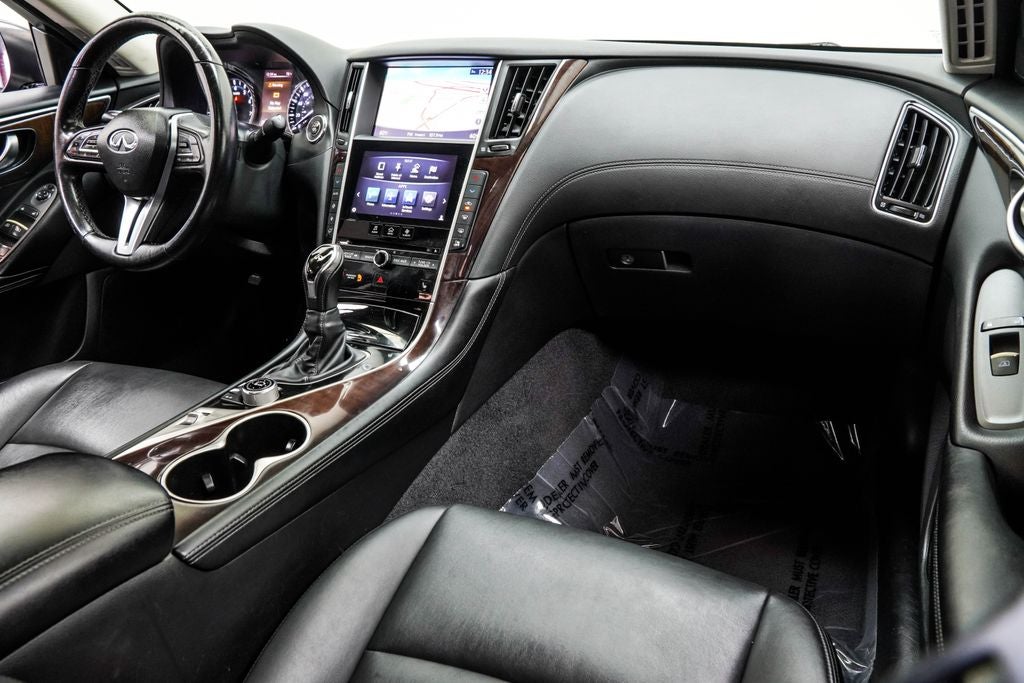 2018 INFINITI Q50 2.0t LUXE
