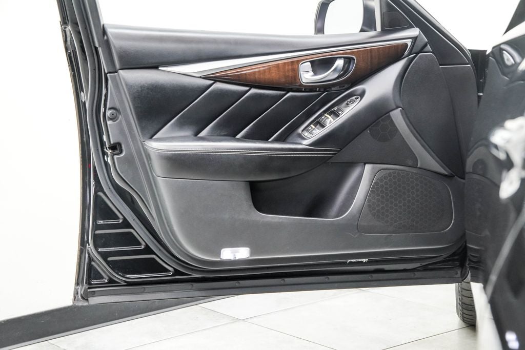 2018 INFINITI Q50 2.0t LUXE