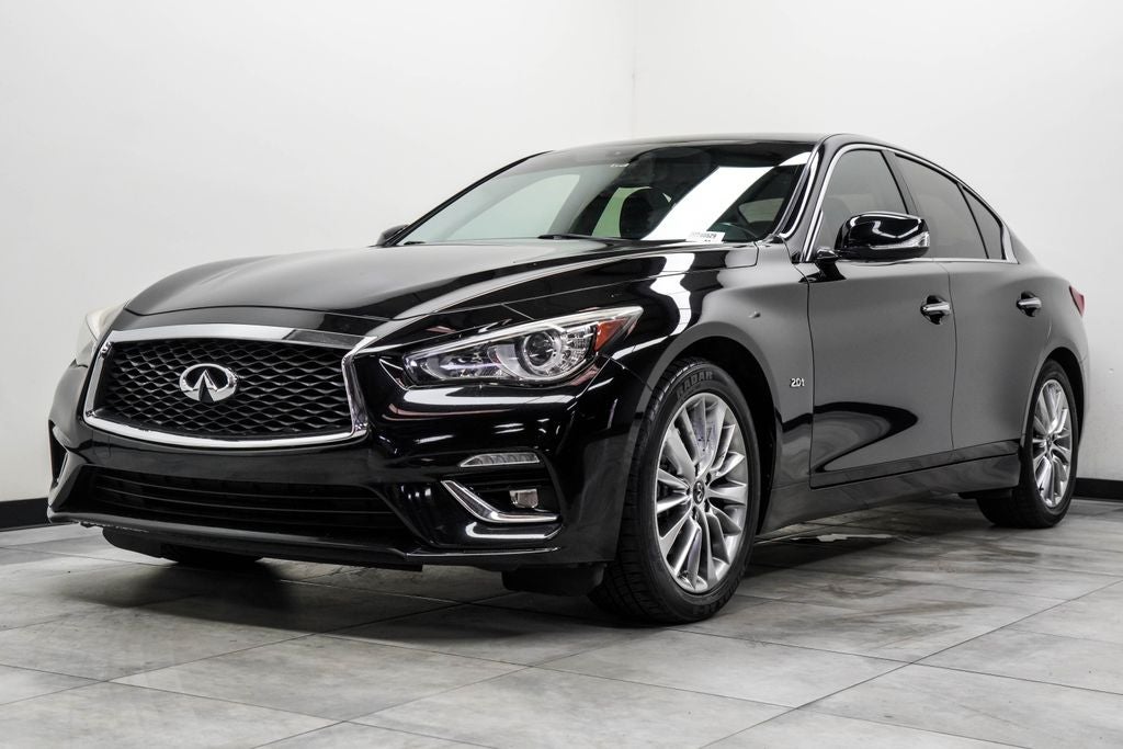 2018 INFINITI Q50 2.0t LUXE