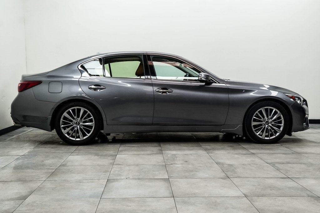 2023 INFINITI Q50 LUXE