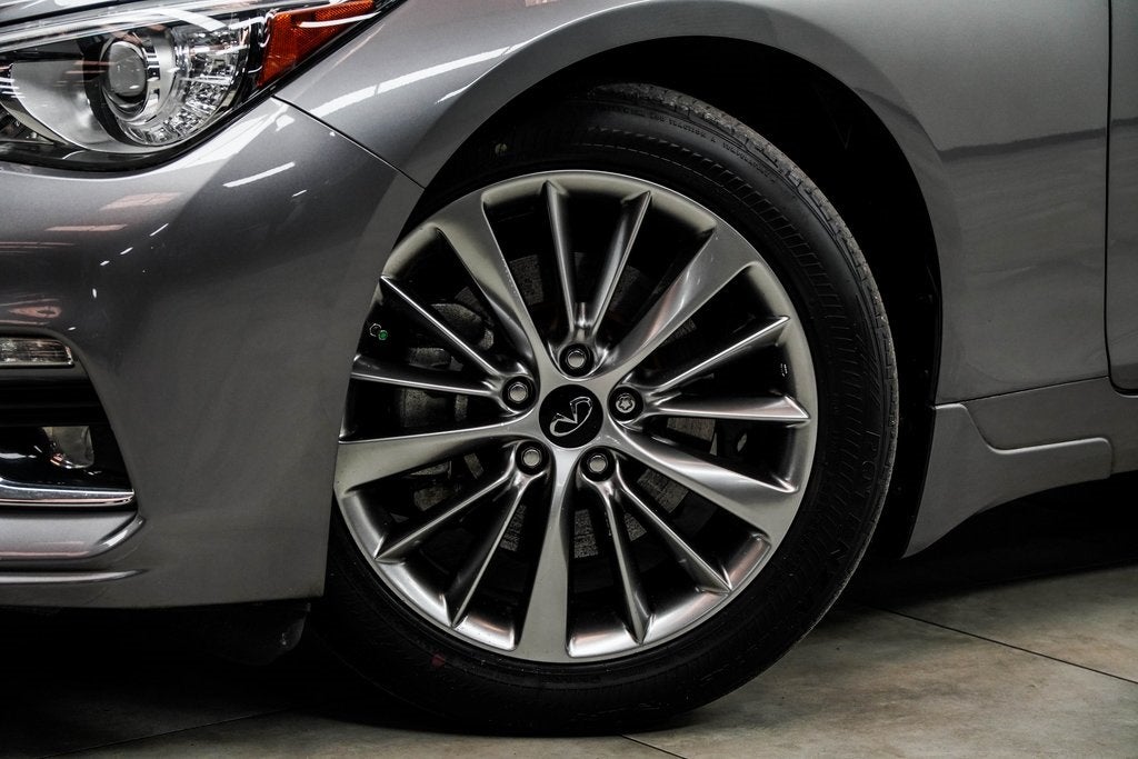 2023 INFINITI Q50 LUXE