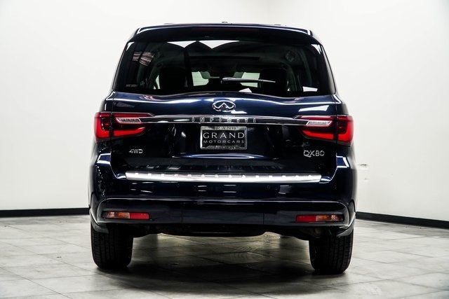 2024 INFINITI QX80 LUXE