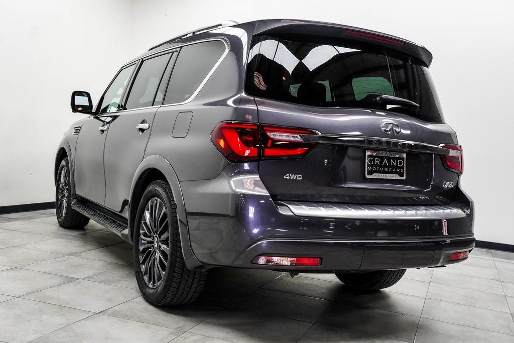 2022 INFINITI QX80 Premium Select