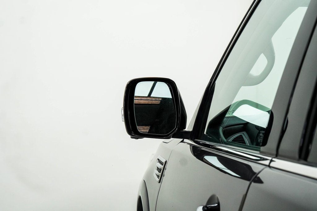 2022 INFINITI QX80 Premium Select