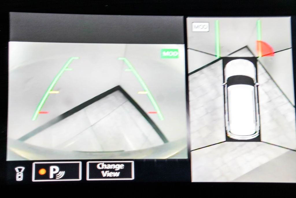 2022 INFINITI QX80 Premium Select