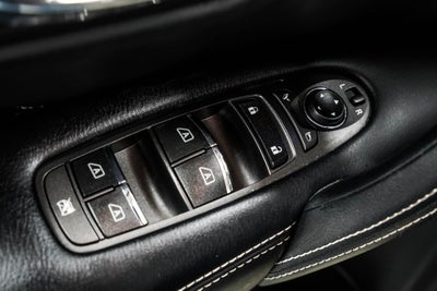 2022 INFINITI QX80 Premium Select