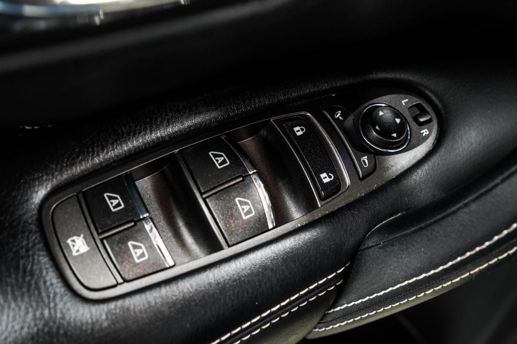 2022 INFINITI QX80 Premium Select