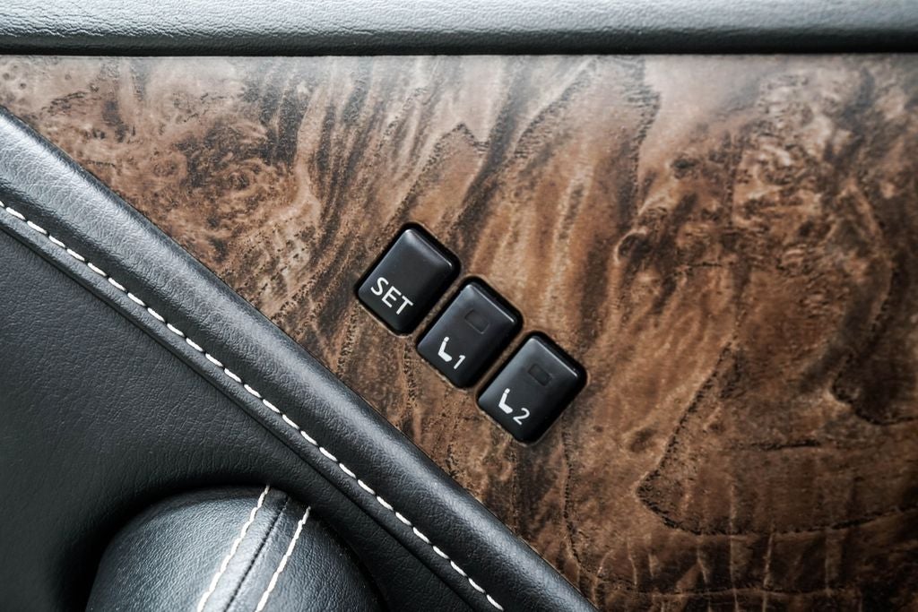 2022 INFINITI QX80 Premium Select