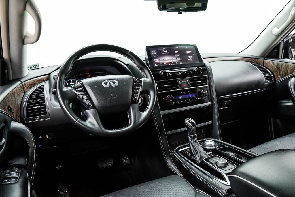 2022 INFINITI QX80 Premium Select