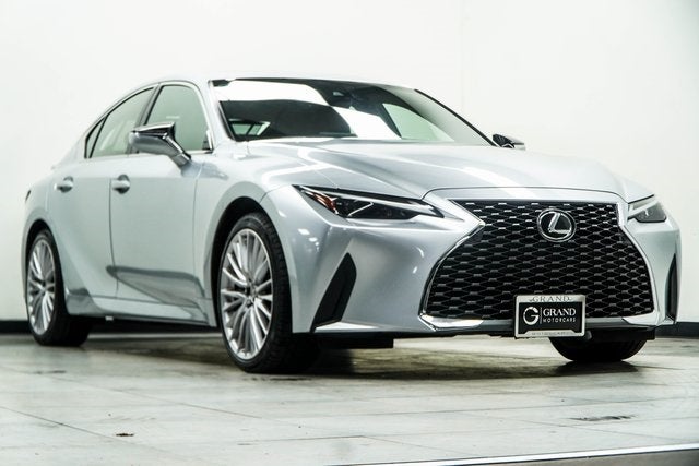 2022 Lexus IS 300