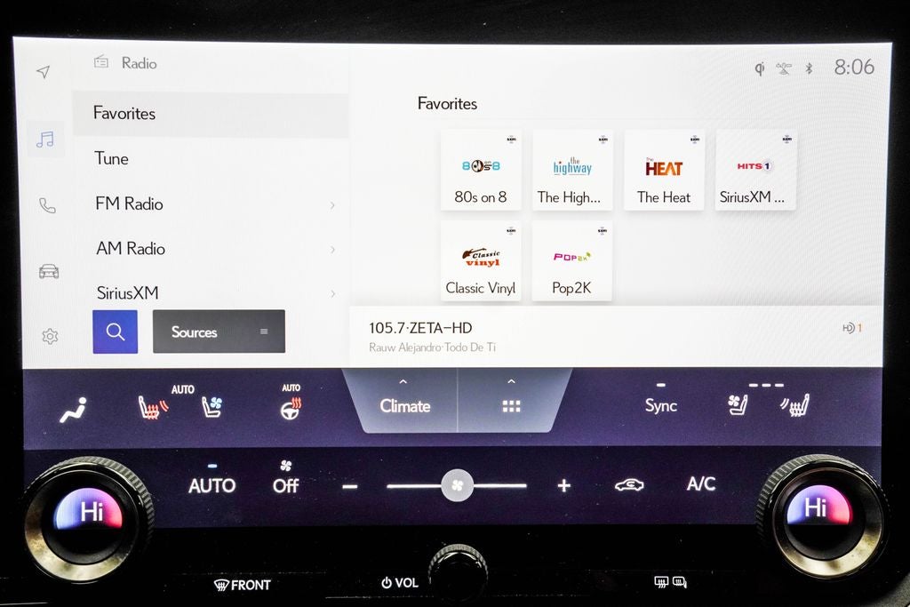 2023 Lexus RZ 450e Luxury