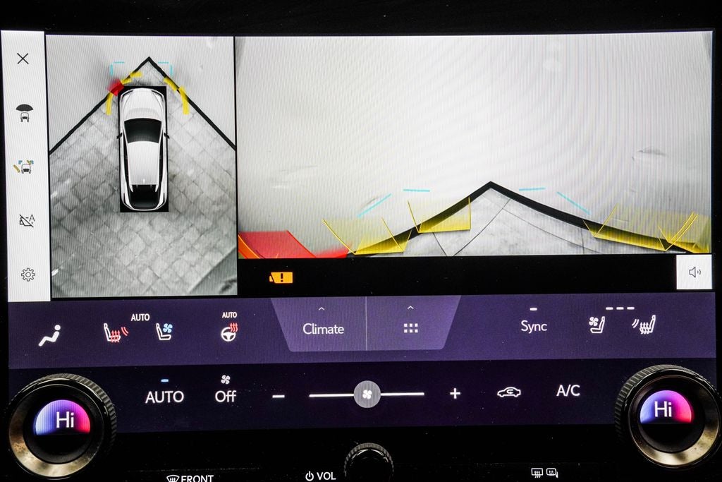 2023 Lexus RZ 450e Luxury