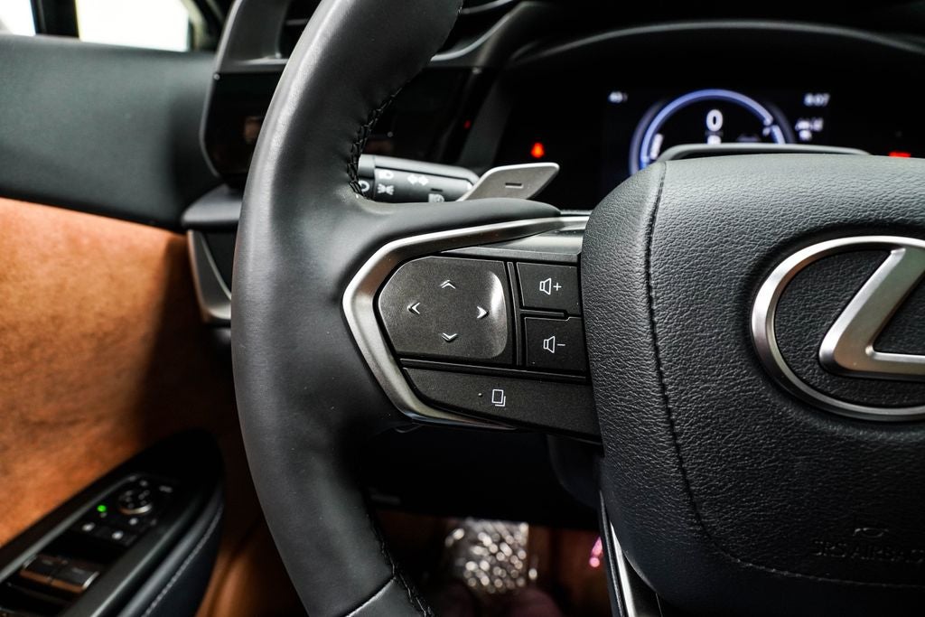 2023 Lexus RZ 450e Luxury