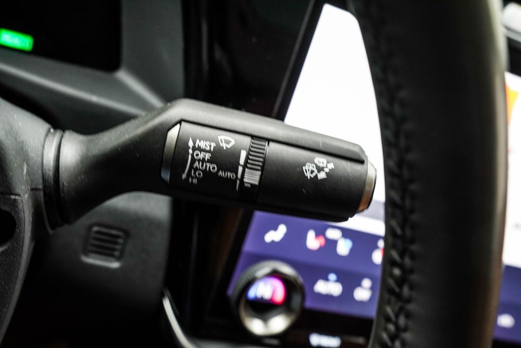 2023 Lexus RZ 450e Luxury