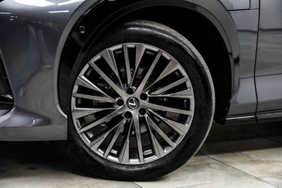 2023 Lexus RZ 450e Luxury