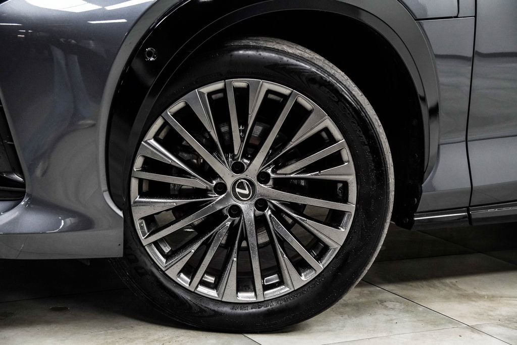 2023 Lexus RZ 450e Luxury