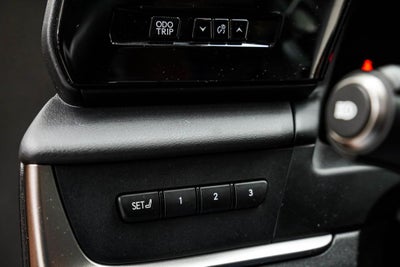 2023 Lexus RZ 450e Luxury