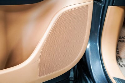 2023 Lexus RZ 450e Luxury