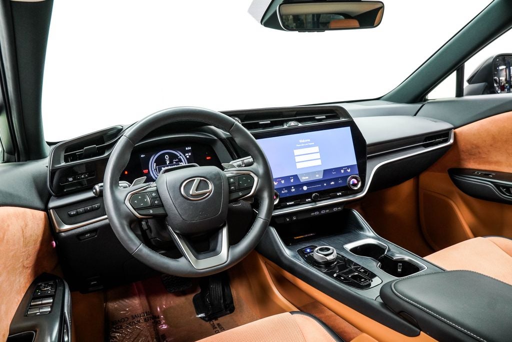 2023 Lexus RZ 450e Luxury