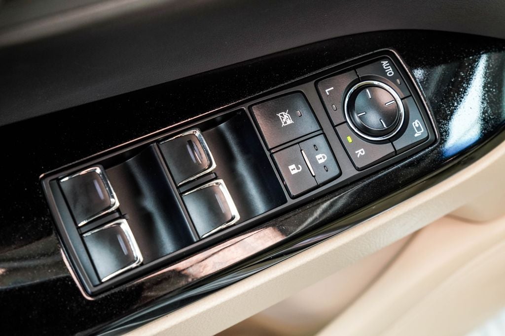 2018 Lexus LX 570