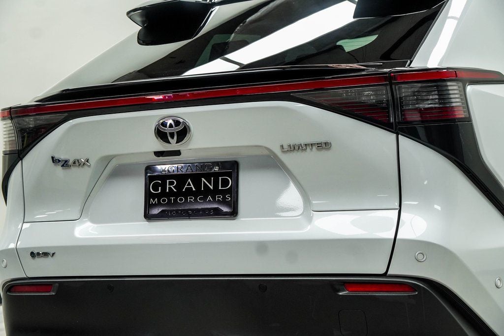 2024 Toyota bZ4X Limited