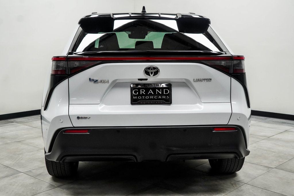 2024 Toyota bZ4X Limited