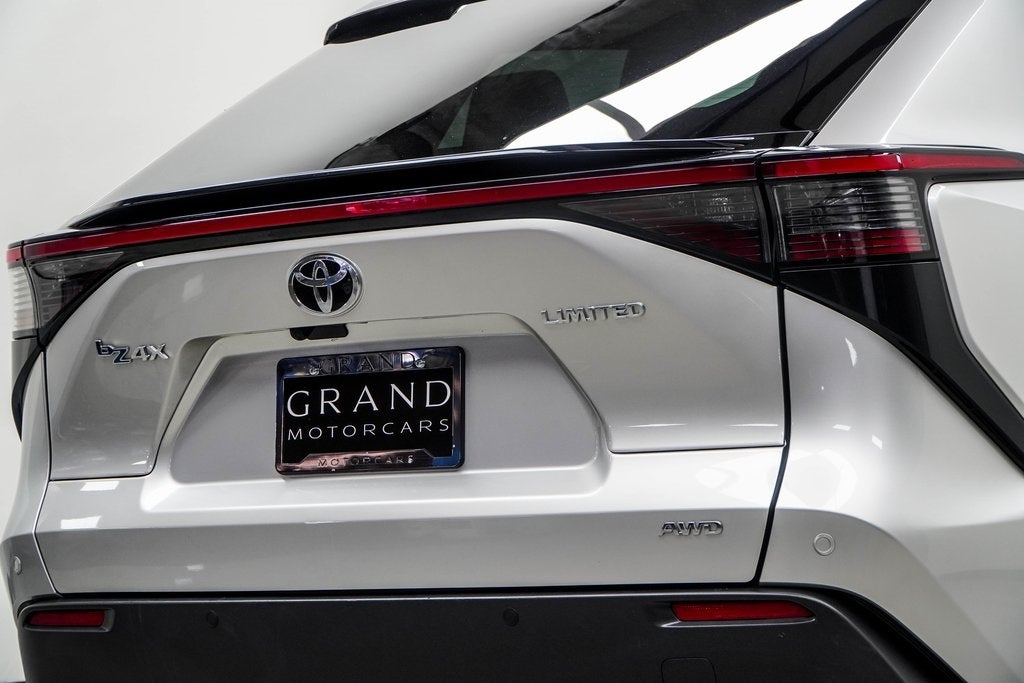 2023 Toyota bZ4X Limited