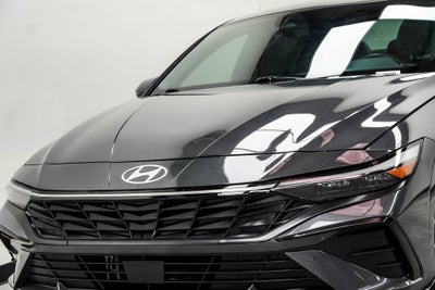 2024 Hyundai Elantra Hybrid Limited