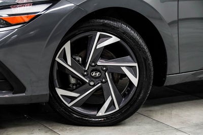 2024 Hyundai Elantra Hybrid Limited